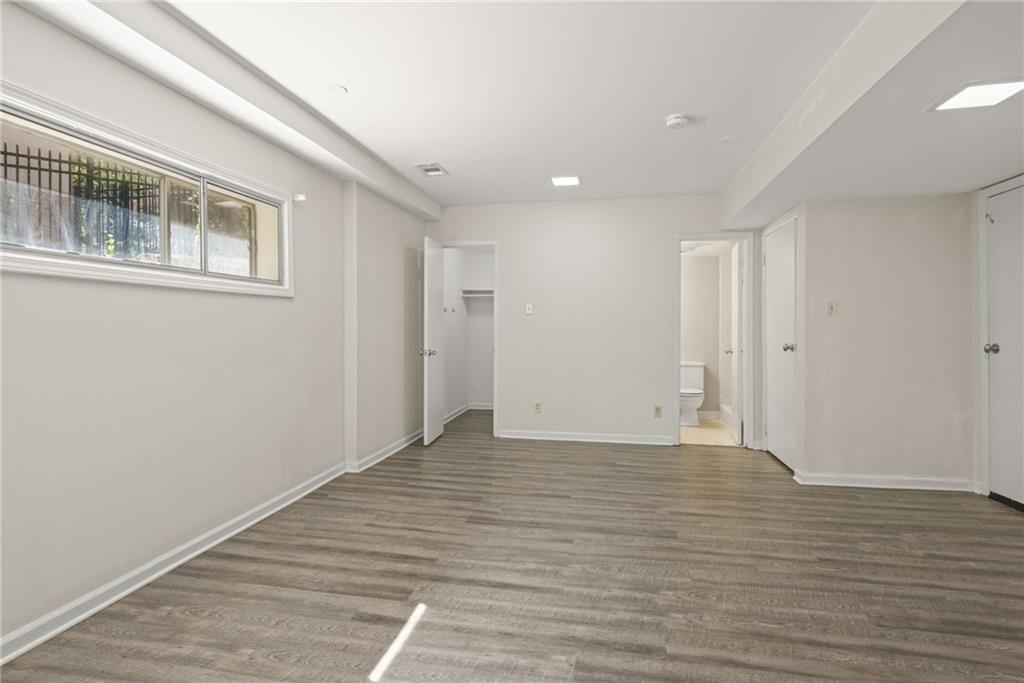 705 Edgewater Trail Sandy Springs, GA 30328 - Photo 30 of 36