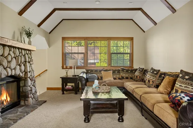 $1,045,000 | 28637 Shenandoah Drive, Lake Arrowhead, CA 92352