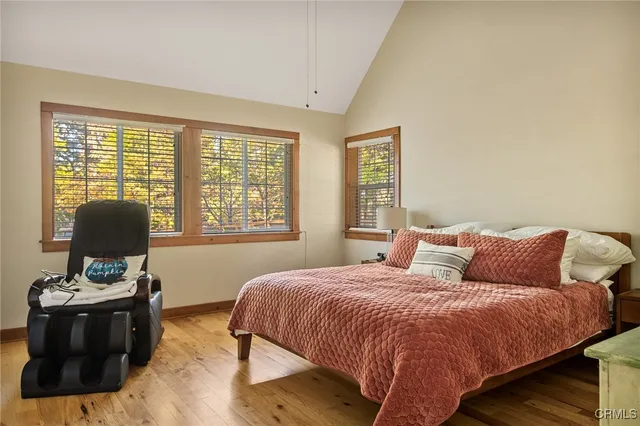 $1,045,000 | 28637 Shenandoah Drive, Lake Arrowhead, CA 92352