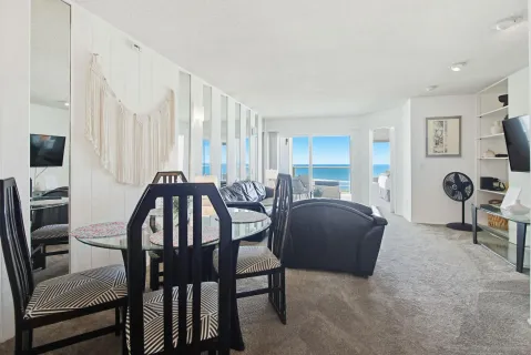 $1,299,900 | 3755 Ocean Front Walk, Unit 15, San Diego, CA 92109