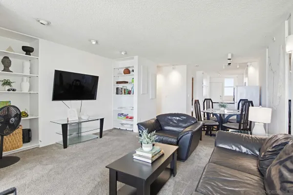 $1,299,900 | 3755 Ocean Front Walk, Unit 15, San Diego, CA 92109