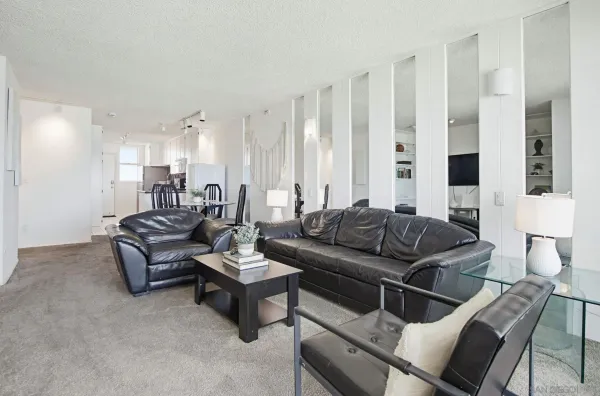 $1,299,900 | 3755 Ocean Front Walk, Unit 15, San Diego, CA 92109