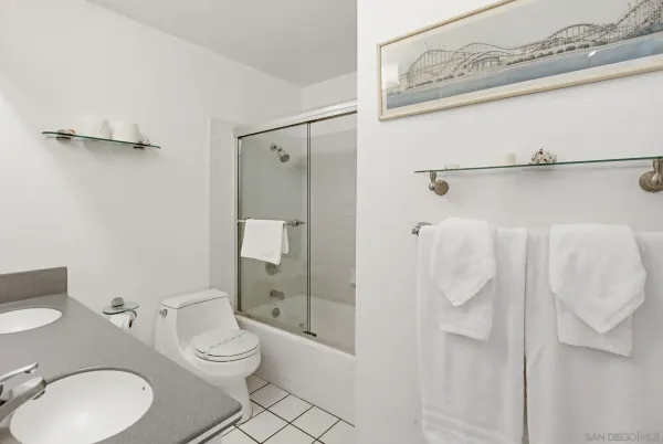 $1,299,900 | 3755 Ocean Front Walk, Unit 15, San Diego, CA 92109