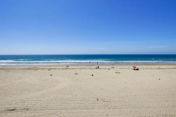 $1,299,900 | 3755 Ocean Front Walk, Unit 15, San Diego, CA 92109