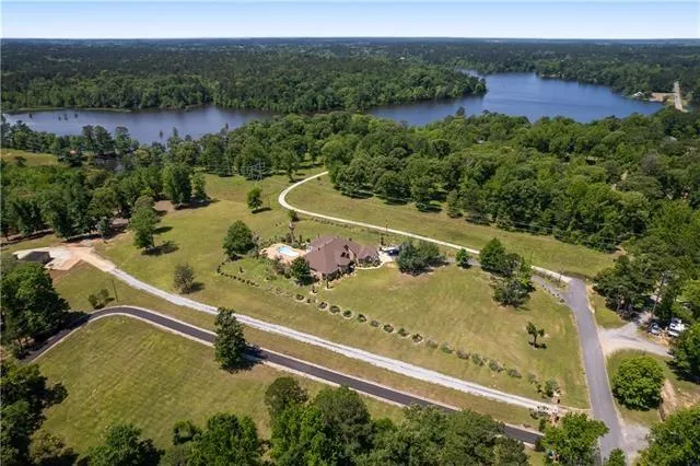 $635,000 | 49 Ashton Road, Boyce, LA 71409