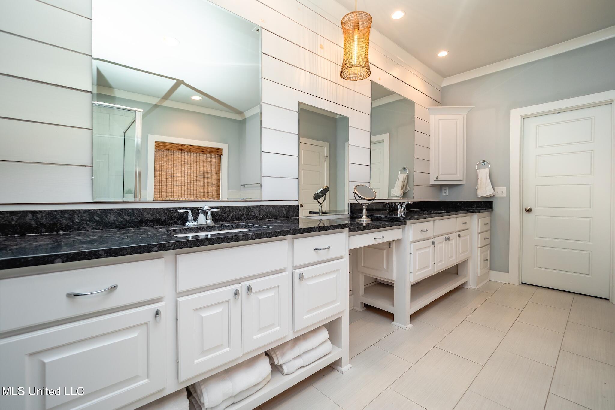 204 Grace Drive Flowood, MS 39232 - Photo 28 of 37 P6160030