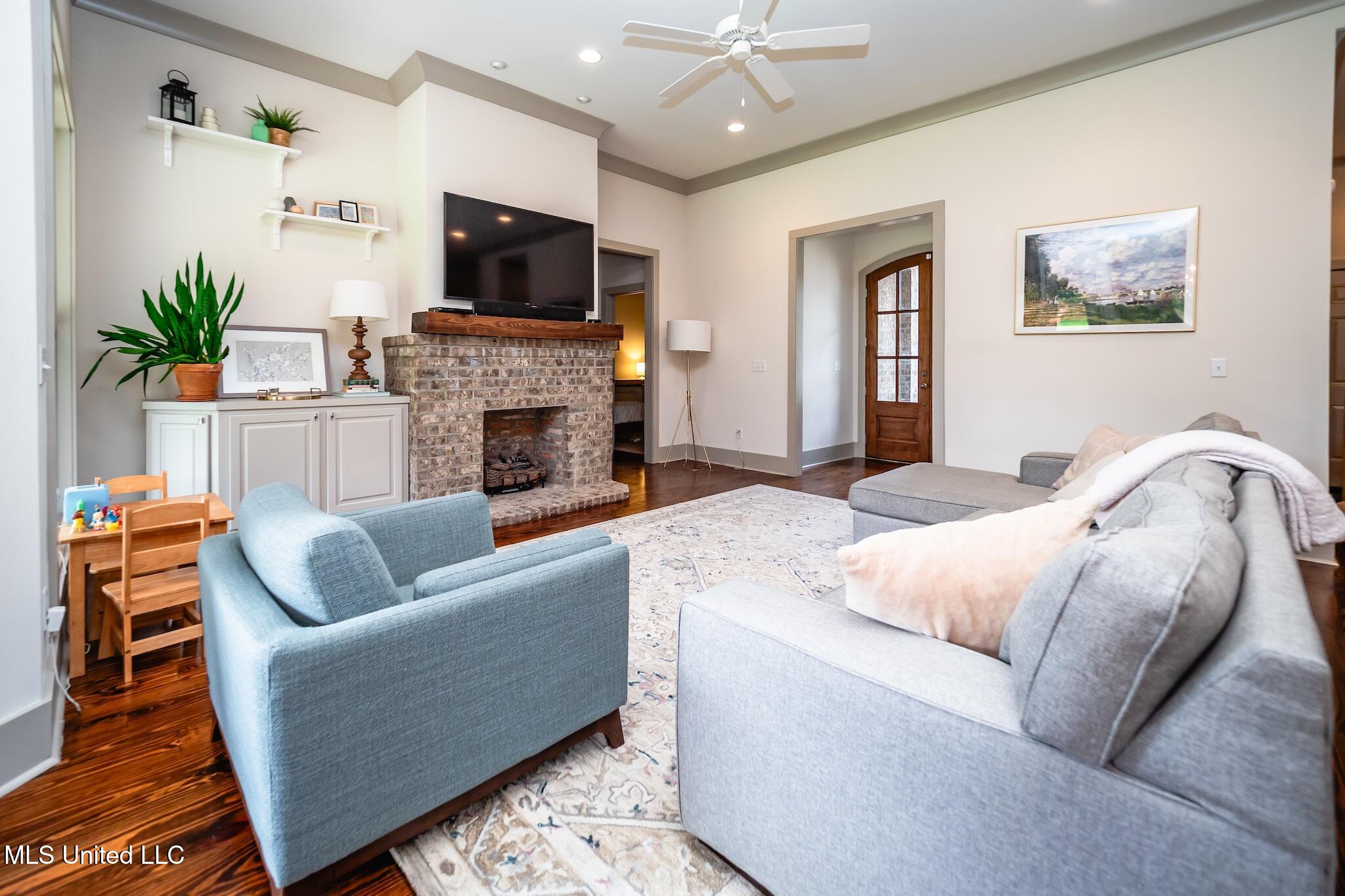 204 Grace Drive Flowood, MS 39232 - Photo 8 of 37 P6160008