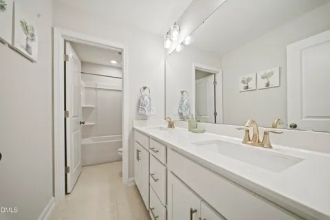 $525,000 | 433 Reinsman Court, Mebane, NC 27302