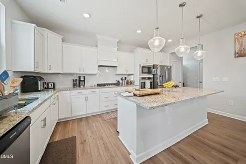 $525,000 | 433 Reinsman Court, Mebane, NC 27302