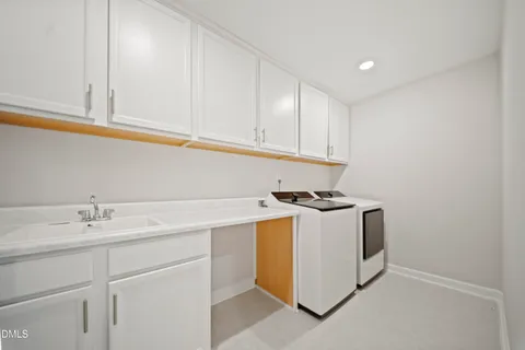 $525,000 | 433 Reinsman Court, Mebane, NC 27302