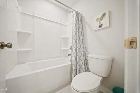 $525,000 | 433 Reinsman Court, Mebane, NC 27302