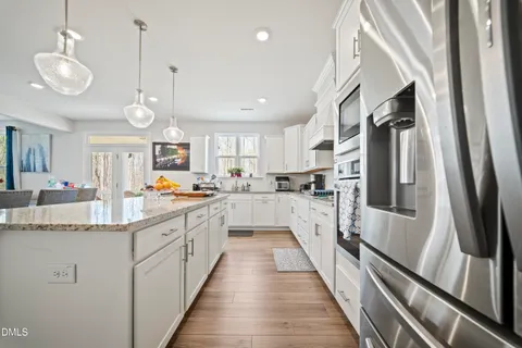 $525,000 | 433 Reinsman Court, Mebane, NC 27302