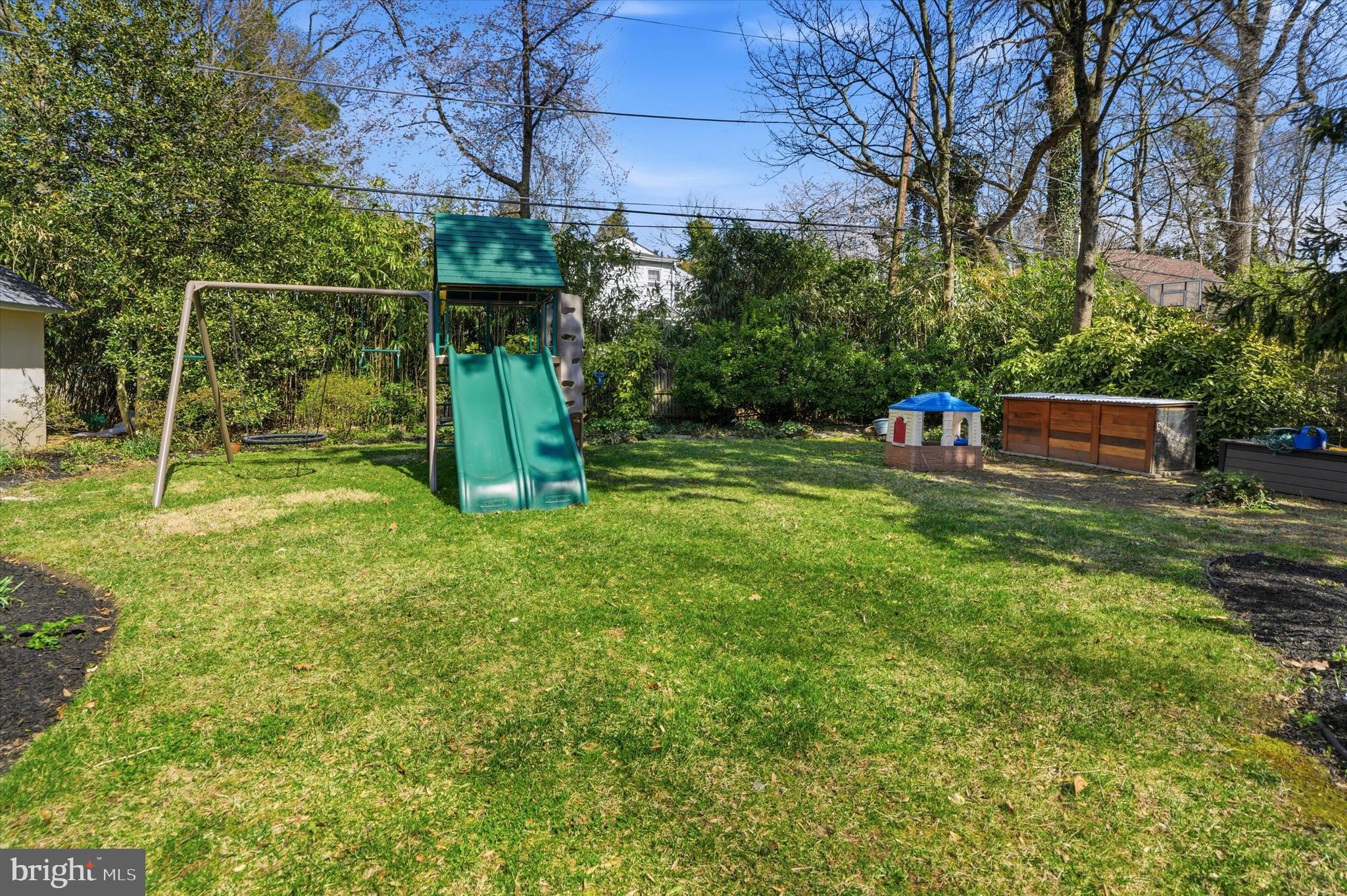 313 Berkeley Road Merion Station, PA 19066 - Photo 33 of 53 Yard / Rear Exterior