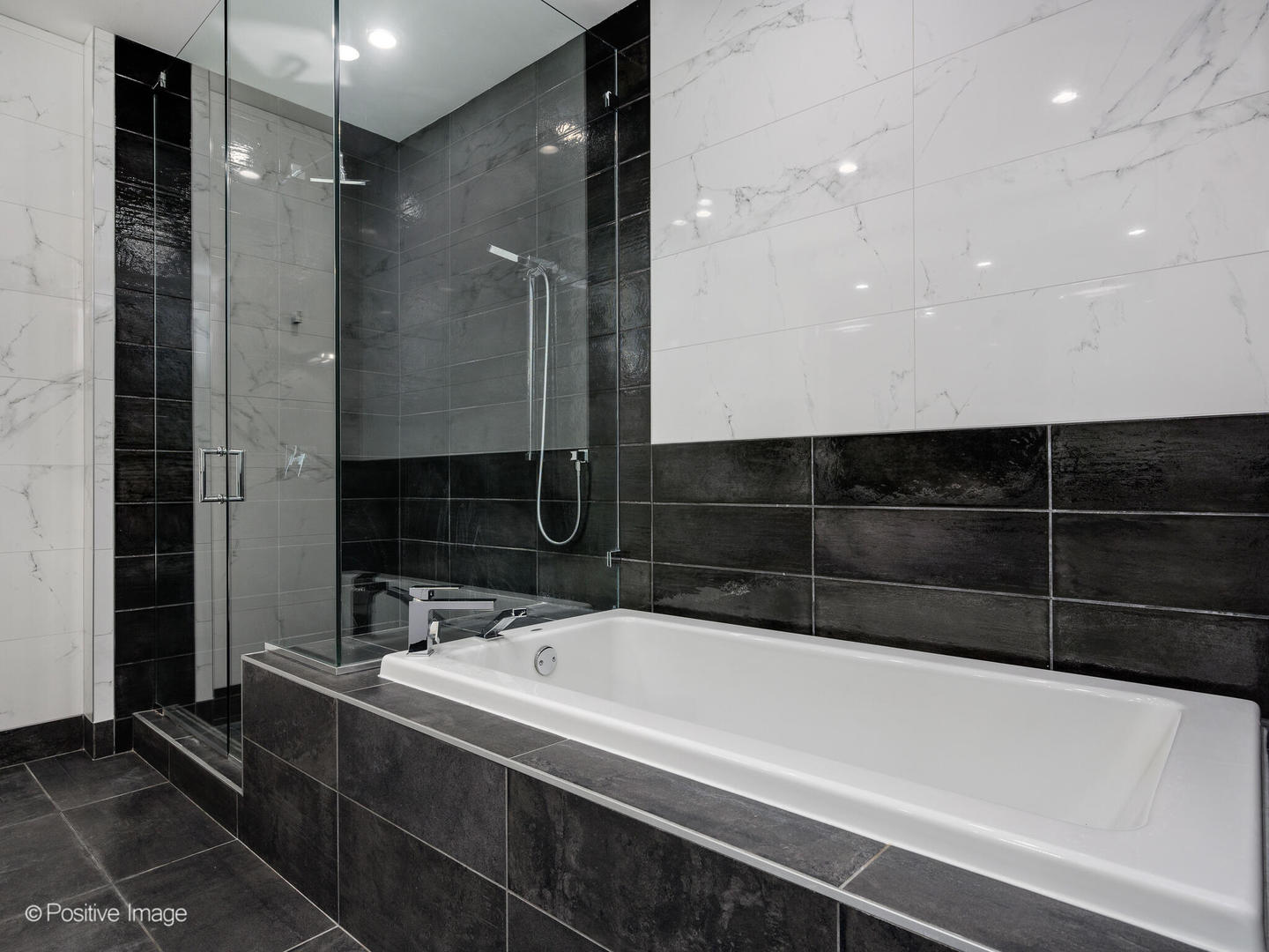 111 South Peoria Street, Unit 508 Chicago, IL 60607 - Photo 14 of 17