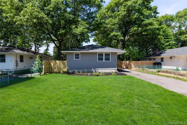 $469,000 | 43 Grand Avenue, Shirley, NY 11967