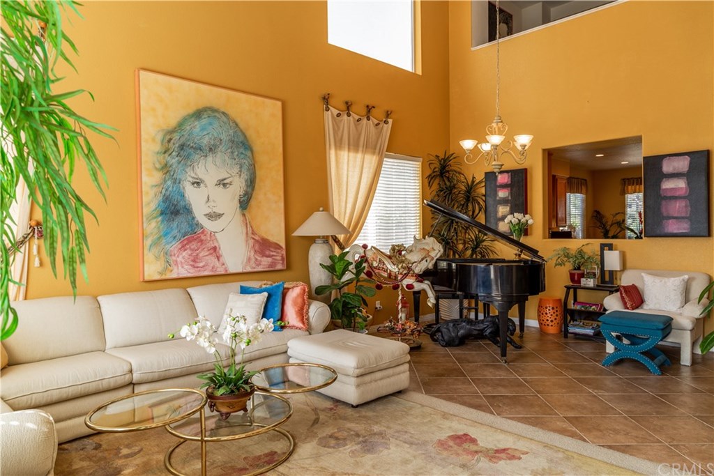 611 Poets Square Fallbrook, CA 92028 - Photo 14 of 36