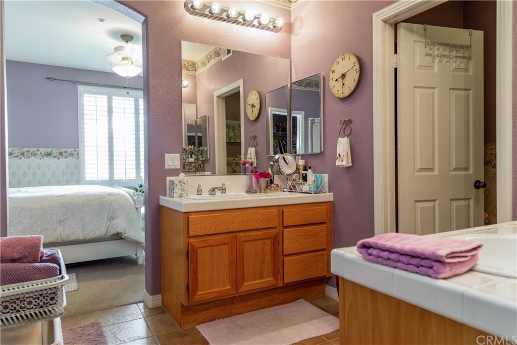 611 Poets Square Fallbrook, CA 92028 - Photo 23 of 36