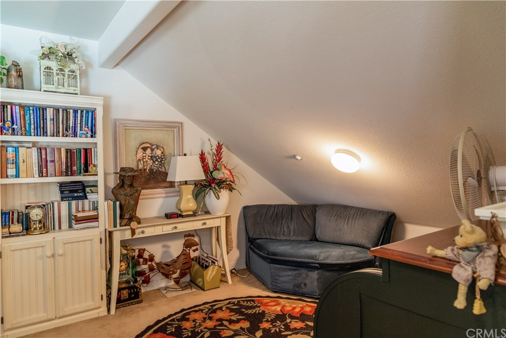 611 Poets Square Fallbrook, CA 92028 - Photo 32 of 36