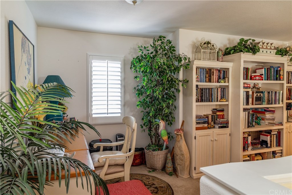 611 Poets Square Fallbrook, CA 92028 - Photo 33 of 36