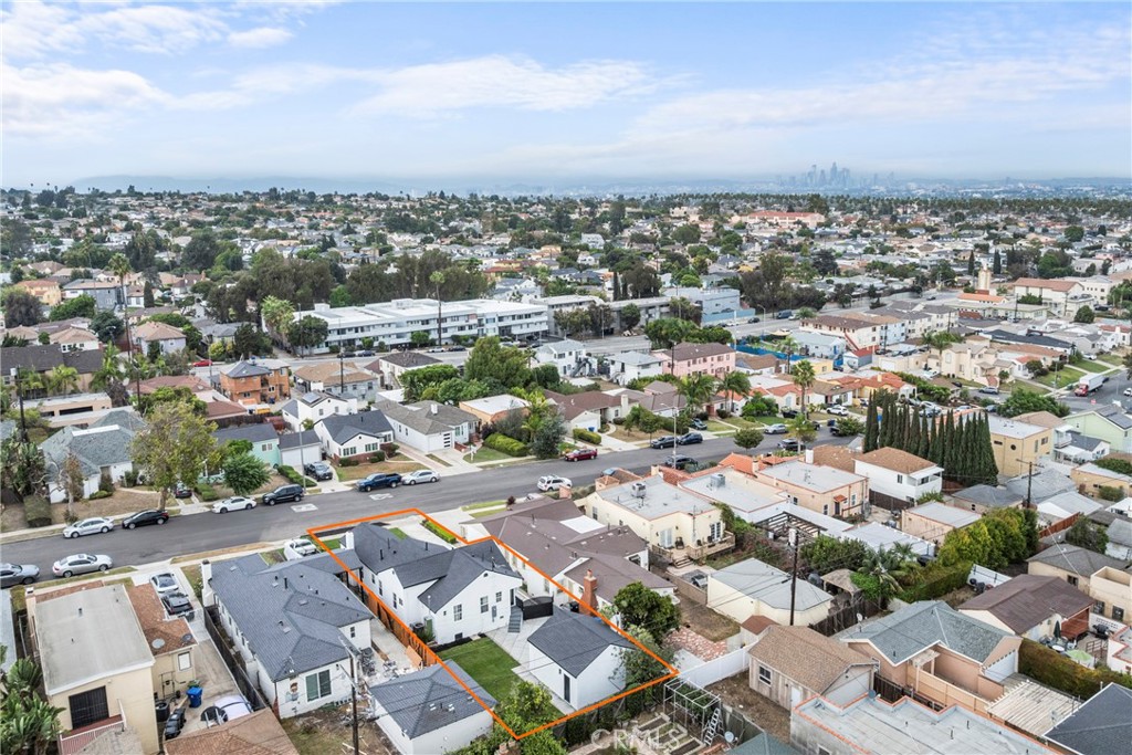 4254 West 58th Place Los Angeles, CA 90043 - Photo 42 of 53 an aerial view of a city