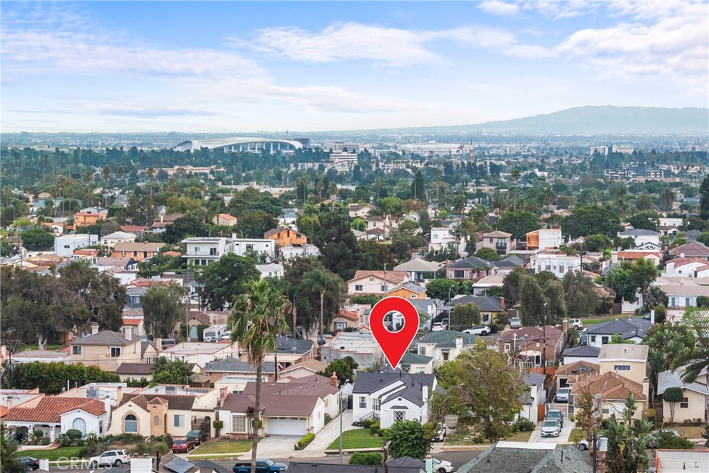 4254 West 58th Place Los Angeles, CA 90043 - Photo 50 of 53 a view of a city