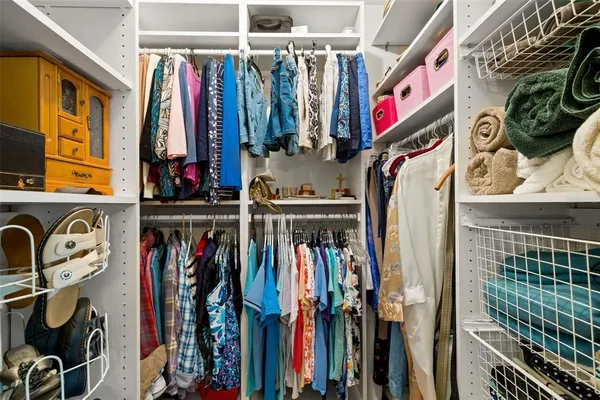 $595,000 | 4252 Alpine Road, Land O' Lakes, FL 34639