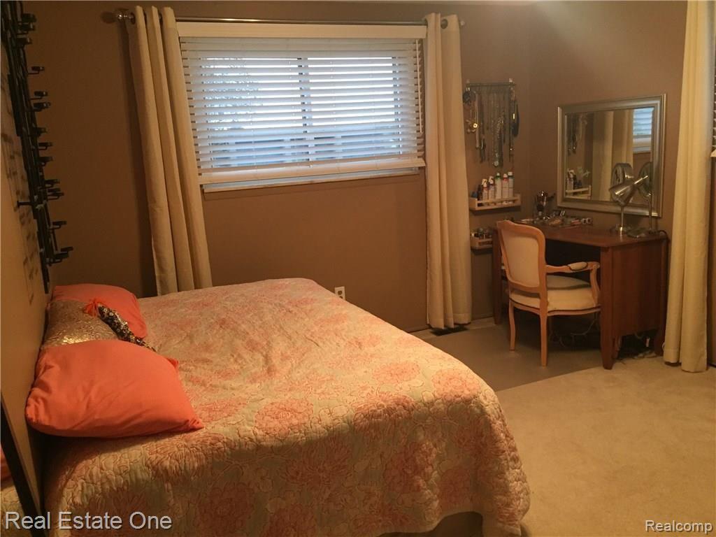 15499 Reeck Road Southgate, MI 48195 - Photo 20 of 22 image4.jpeg