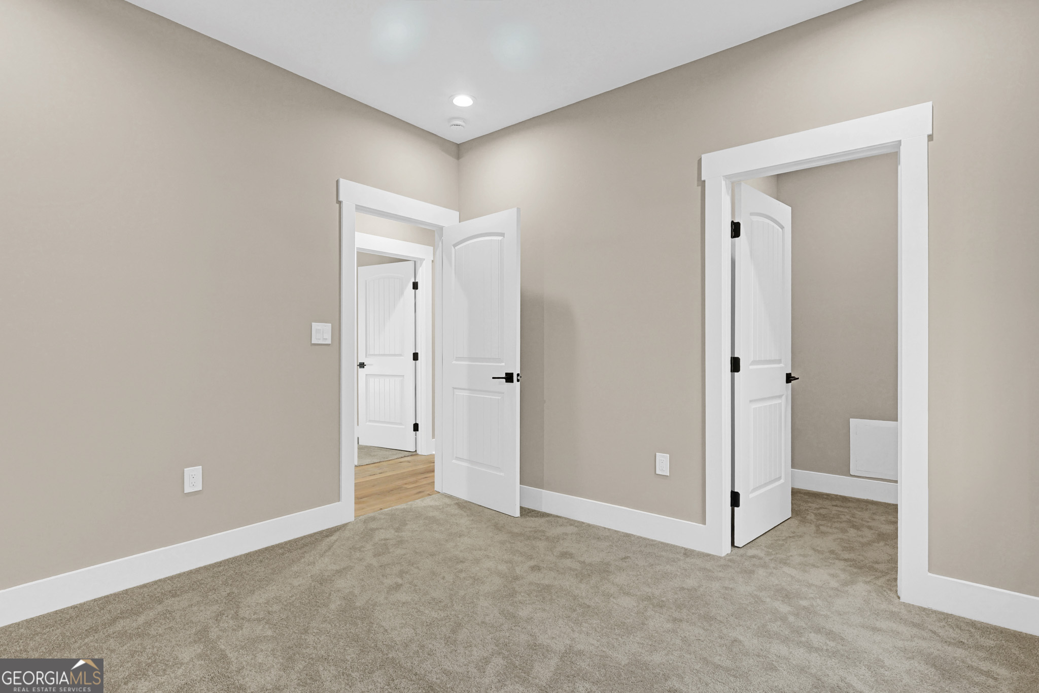 507 North Ridge Road Barnesville, GA 30204 - Photo 11 of 22 a view of an empty room