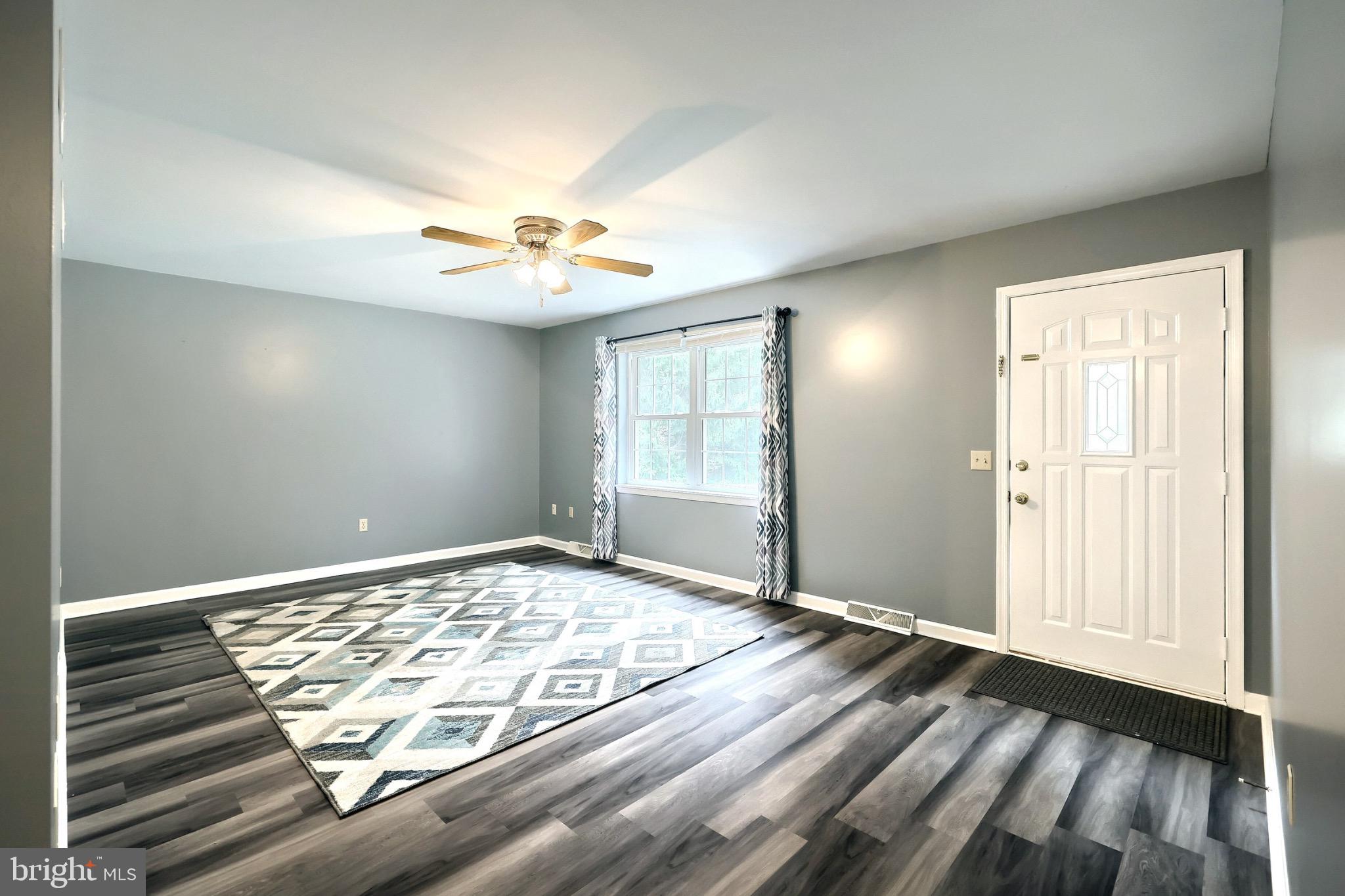 10 Edith Drive Windsor, PA 17366 - Photo 20 of 50 a view of an empty room and window