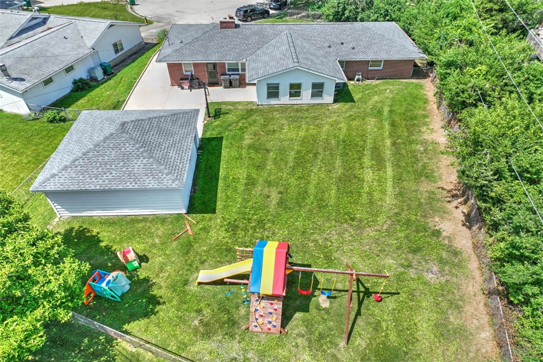 2231 Hoyt Knoll Decatur, IL 62526 - Photo 3 of 26