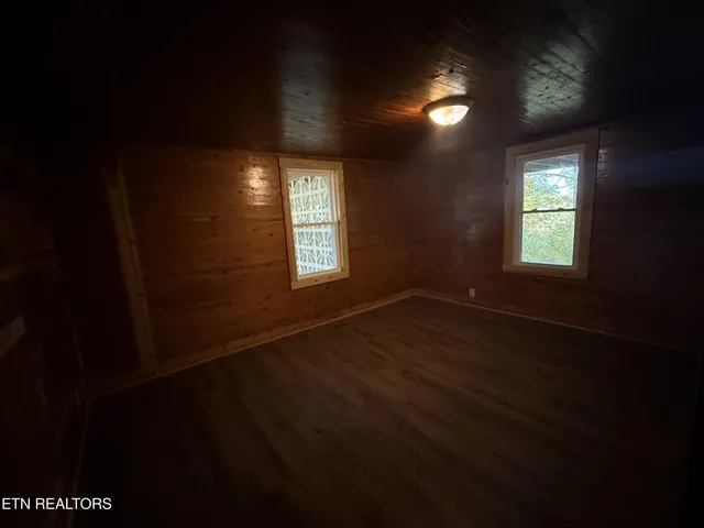 $199,900 | 1089 Bicknell Road, Clarkrange, TN 38553