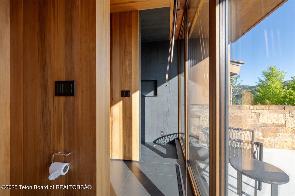 585 Sena Road Jackson, WY 83001 - Photo 12 of 55 Sunlight into Bath