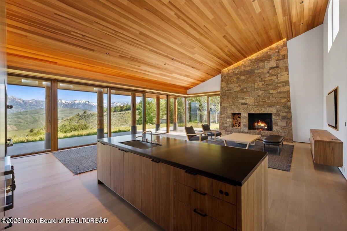 585 Sena Road Jackson, WY 83001 - Photo 51 of 55 Kitchen Views