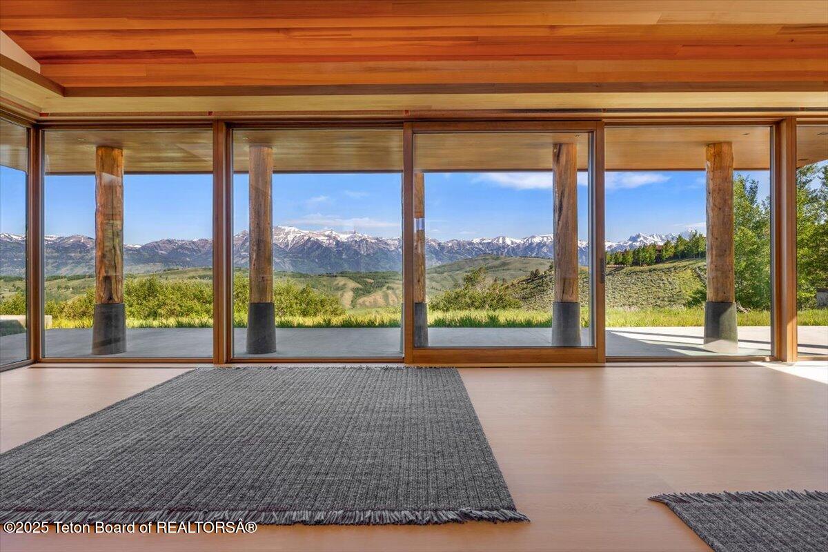 585 Sena Road Jackson, WY 83001 - Photo 52 of 55 Main Living