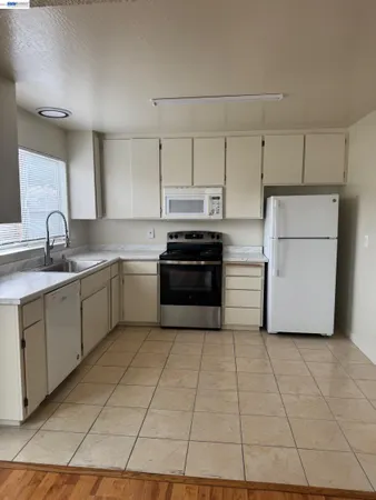 $2,800 | 2389 3rd Street, Livermore, CA 94550