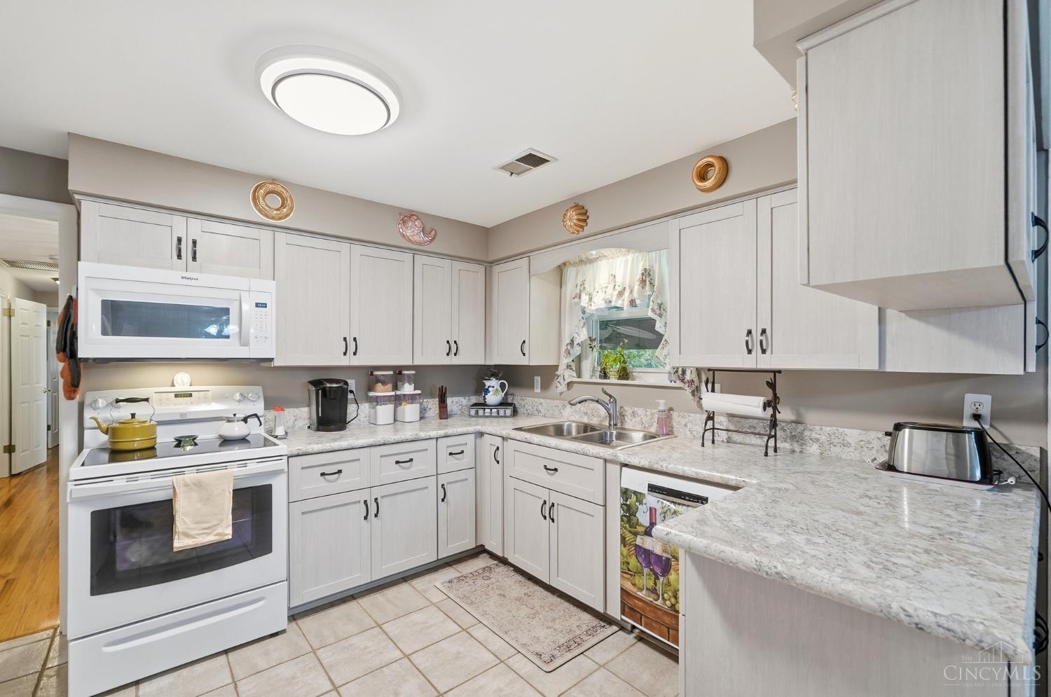 3470 Mt Carmel Road Cincinnati, OH 45244 - Photo 14 of 49