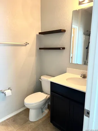 $1,750 | 10151 Castello Canyon, San Antonio, TX 78254