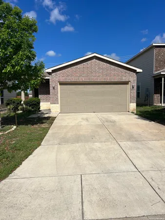 $1,750 | 10151 Castello Canyon, San Antonio, TX 78254