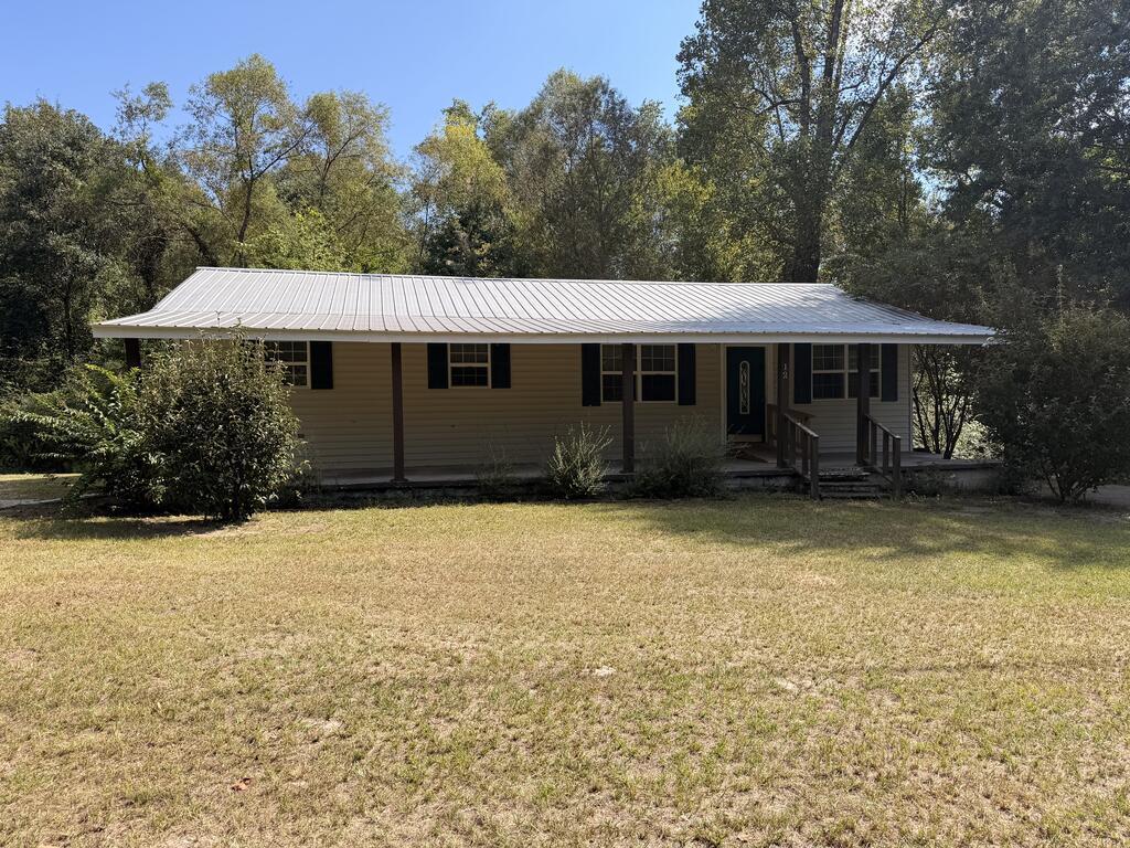 12 Sharon Moss Road Laurel, MS 39443 - Photo 2 of 21 Gallery Image 2
