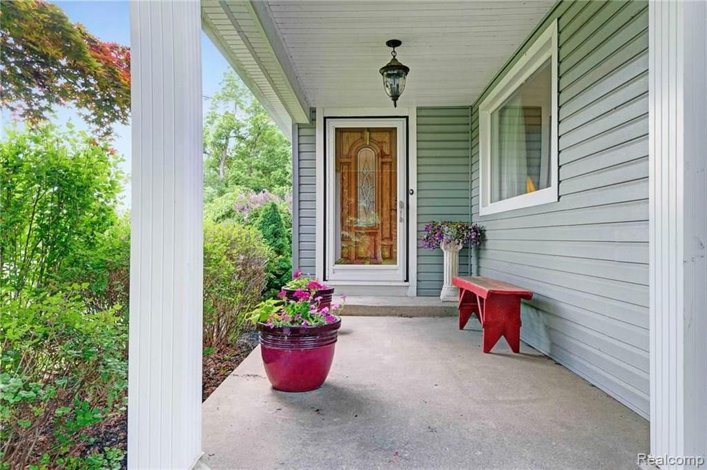 11820 Quirk Road Belleville, MI 48111 - Photo 25 of 51 Gallery Image 25