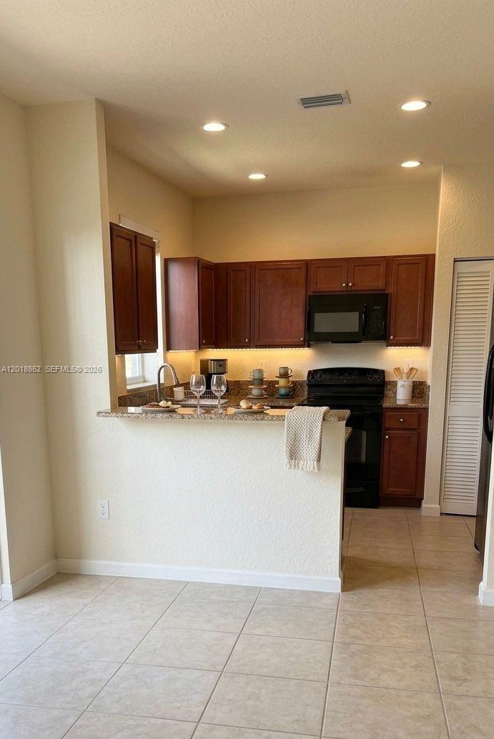 14724 Southwest 25th Lane Miami, FL 33185 - Photo 11 of 12