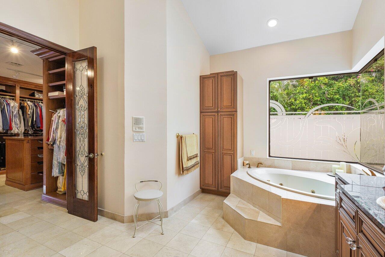 17654 Bocaire Way Boca Raton, FL 33487 - Photo 29 of 72 Primary bath 1