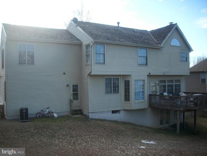3586 Lions Field Road Triangle, VA 22172 - Photo 11 of 11 Exterior (Rear)