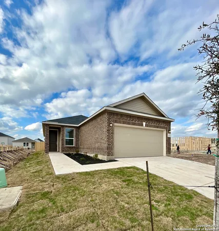 $1,650 | 428 Blacktail Drive, New Braunfels, TX 78130