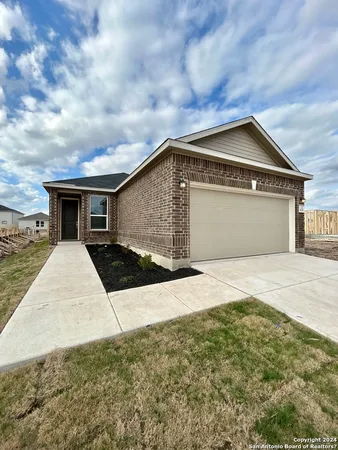 $1,650 | 428 Blacktail Drive, New Braunfels, TX 78130