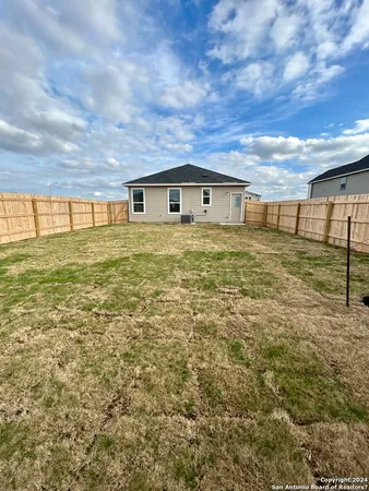 $1,650 | 428 Blacktail Drive, New Braunfels, TX 78130