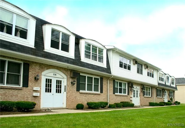 $1,330 | 104 Sundridge Drive, Amherst, NY 14228