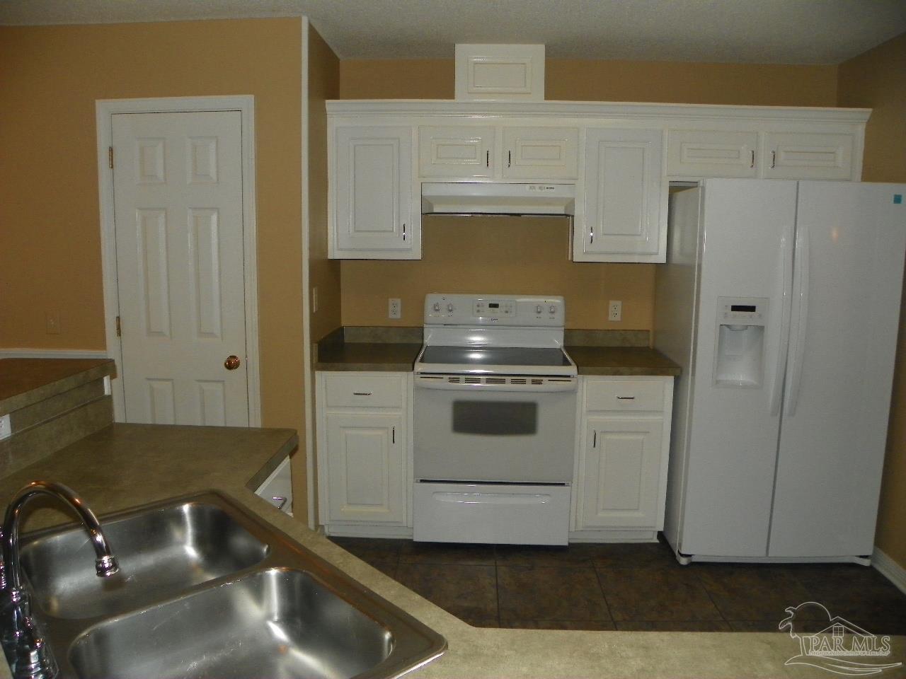 6967 Raburn Road Pensacola, FL 32526 - Photo 11 of 28