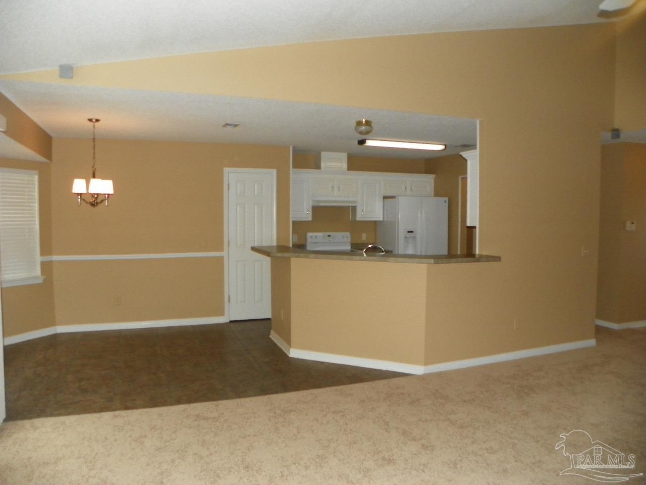 6967 Raburn Road Pensacola, FL 32526 - Photo 5 of 28
