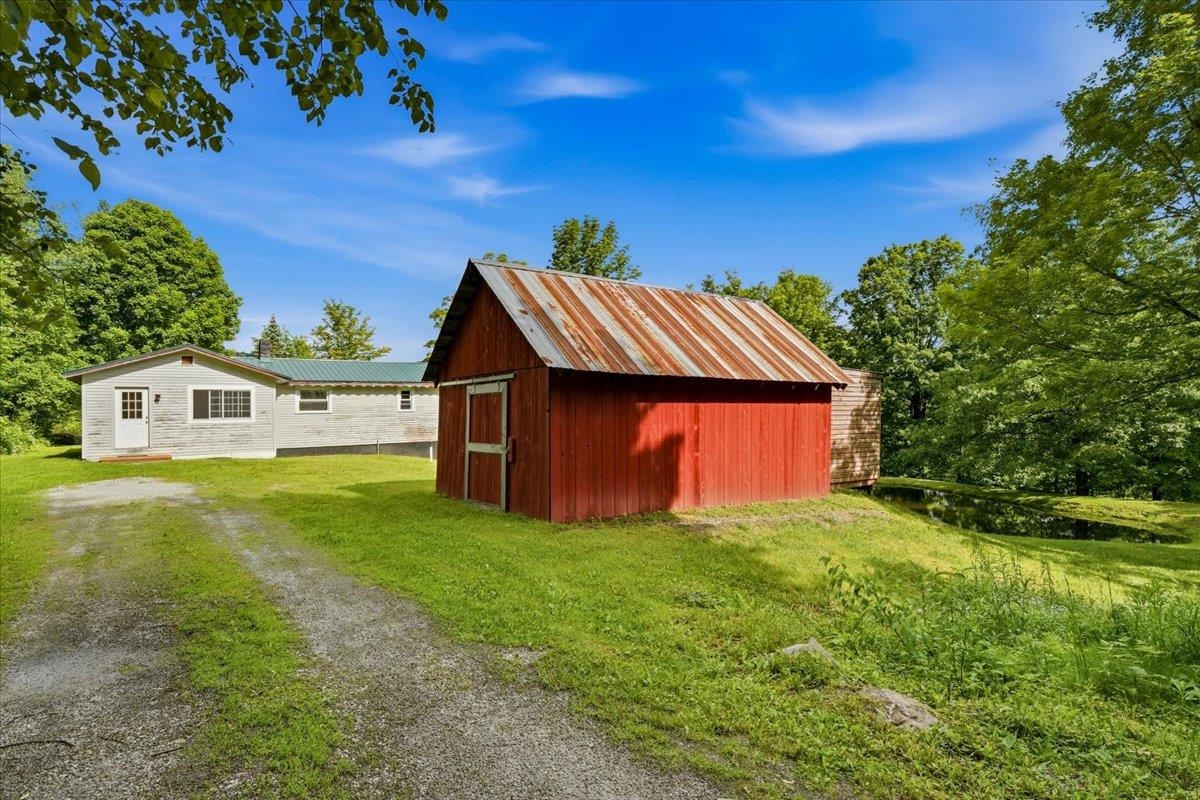 66 Huntley Road Cambridge, VT 05464 - Photo 2 of 37
